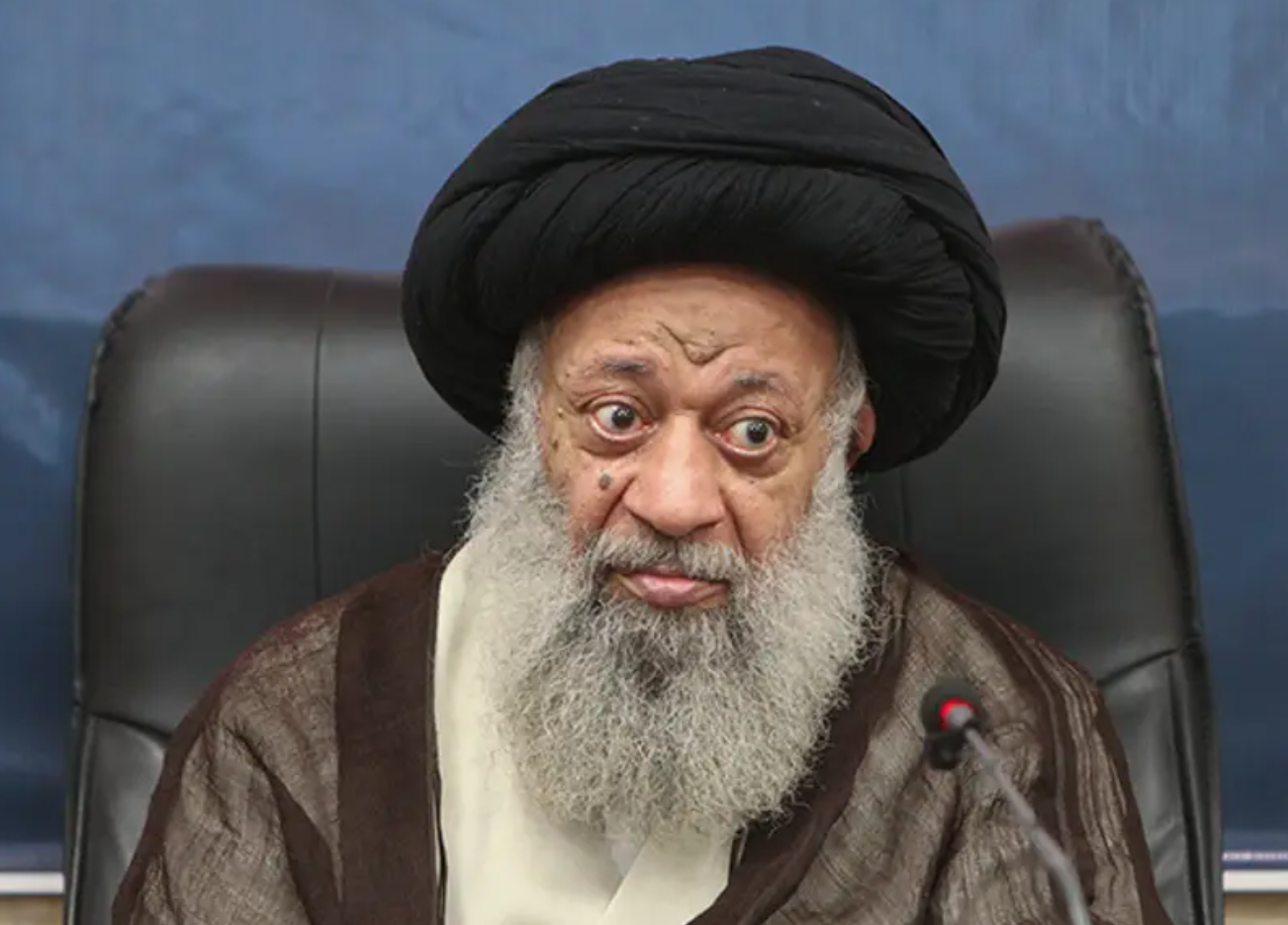 موسەوی جەزایری: جێگری خامنەیی دیاری کراوە و ناوەکەی نهێنییە