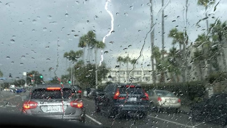 کەشناسى هەرێم: ئەمڕۆ لە زۆربەى کاتەکان تاوە باران و هەورە بروسکە دەبێت