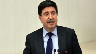 پەرلەمانتارێکى پێشوو هەدەپە: سەرۆک بارزانى و سەرۆک نێچیرڤان بارزانى رۆڵیان لە چارەسەرى پرسى کورد هەیە