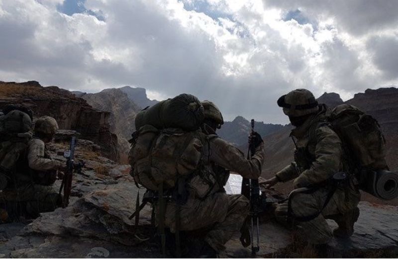 ئايا ئۆپراسيۆنەكانى توركيا بارەگانى پەكەكە لە قەنديل دەگرێتەوە؟