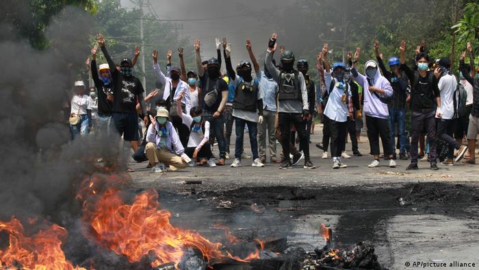 خوێناویترین ڕۆژى  له‌ میانمار به‌ڕێوه‌چوو