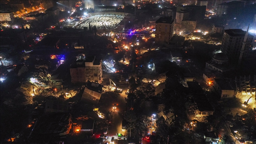 توركیا: تیمى فریاكه‌وتنى 75 وڵات كار بۆ رزگاركردنى قوربانیان ده‌كه‌ن