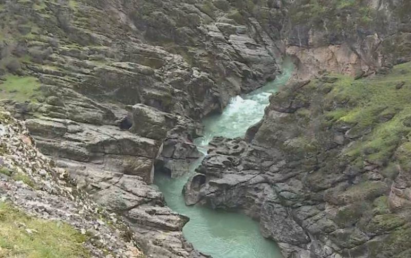 گەڕان بە دواى سێ گەنجە بێسەروشوێنەکەى قەزاى ماوەت بەردەوامە