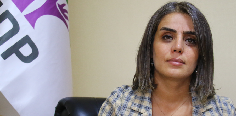 ئایشه‌ ئاجار باشاران: هه‌ده‌په‌ دووكان نییه‌ تا ده‌رگاكه‌ى دابخرێت