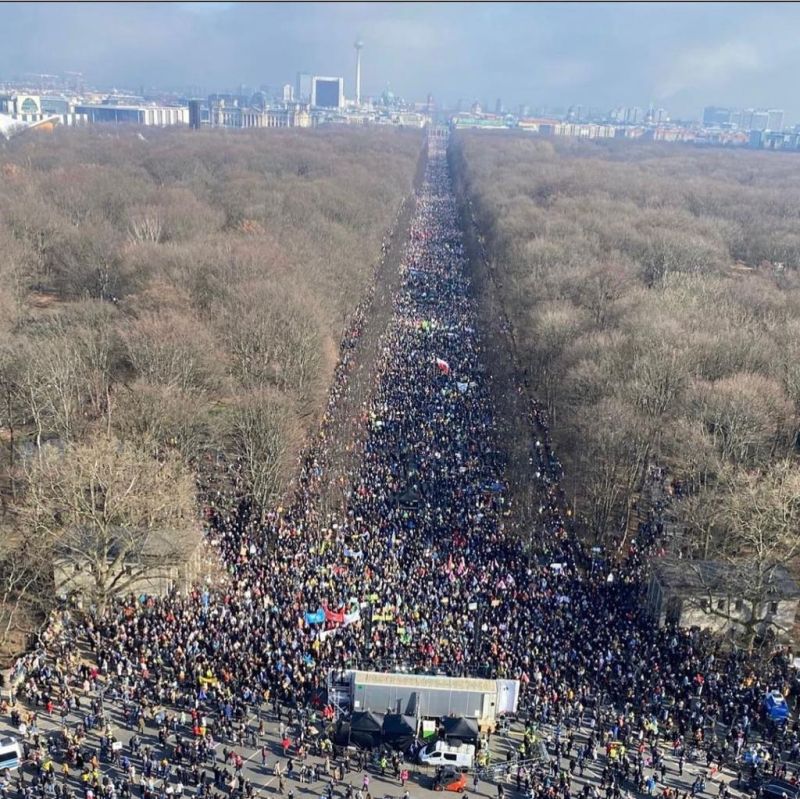 گەورەترین خۆپیشاندان لە بەرلین بەڕێوەچوو